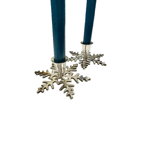 Silver plated snowflake candlestick holders, Christmas candle holder - Picture 7 of 11